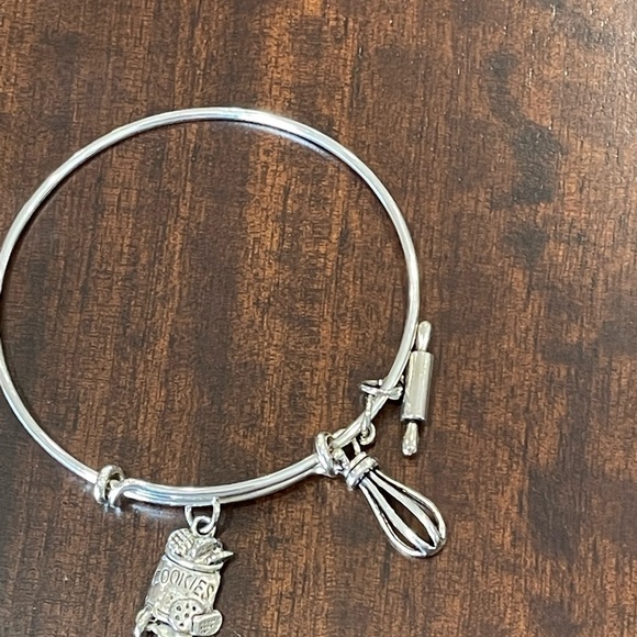 Bakers bracelet  handmade NWOT - Picture 3 of 12